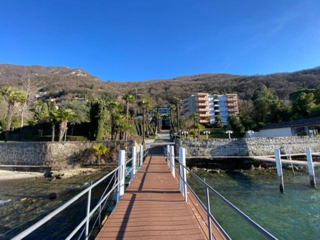 Luganersee, Pool, Strand, Parkplatz, Suite Bissone Exterior photo